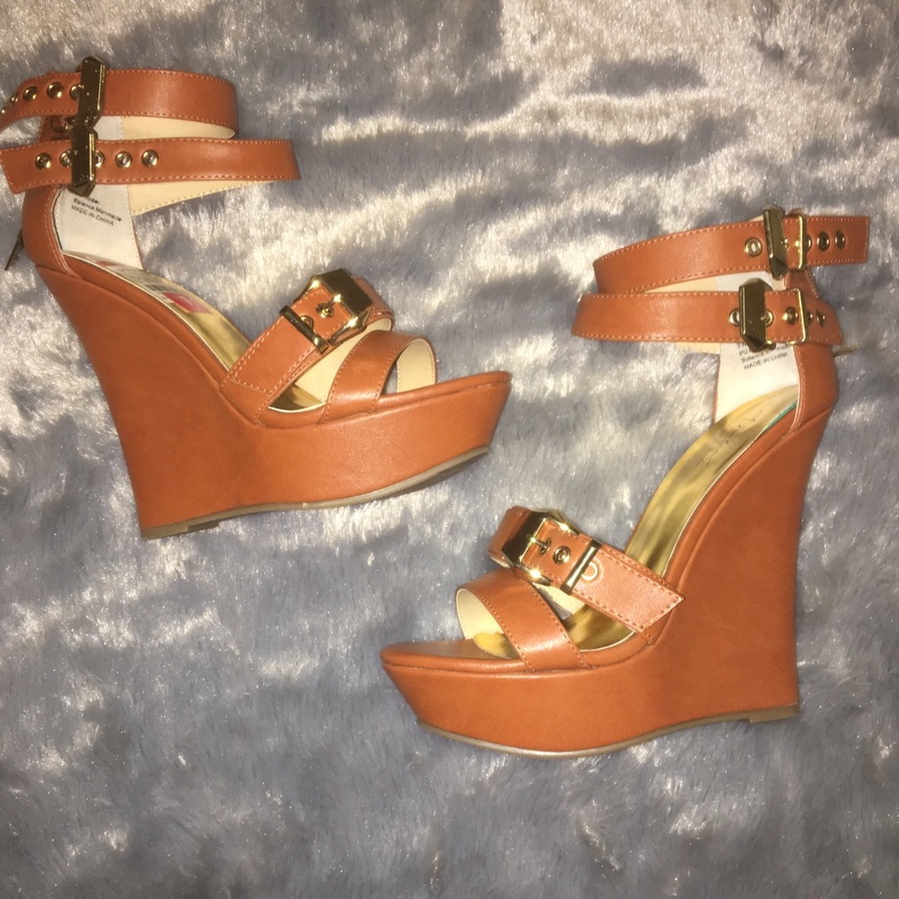 Brown wedges